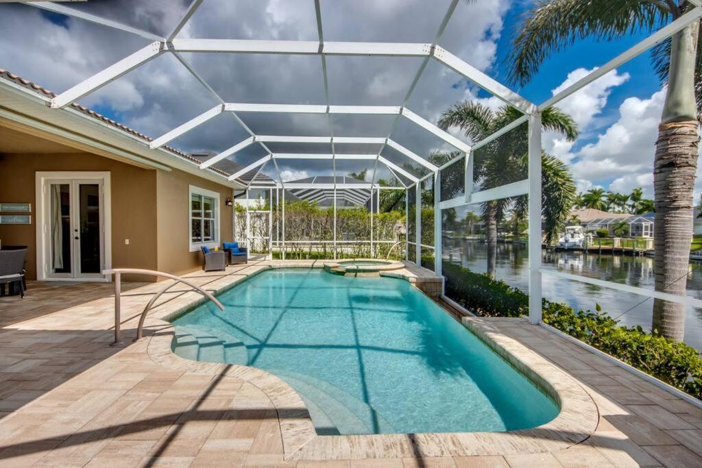 Villa Martinique By Coralvilla Cape Coral Eksteriør bilde