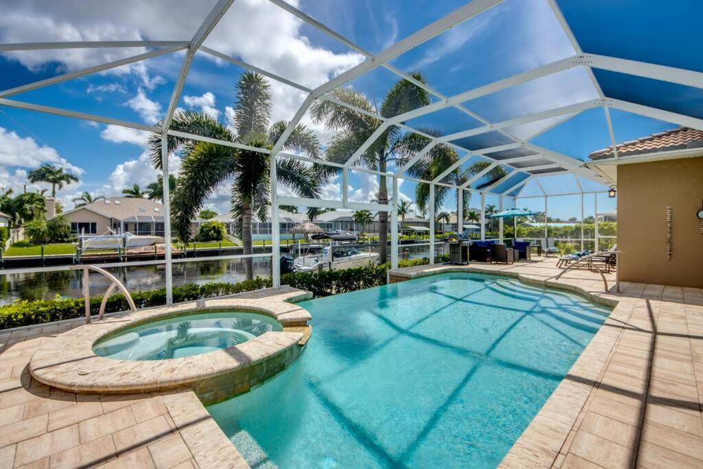 Villa Martinique By Coralvilla Cape Coral Eksteriør bilde